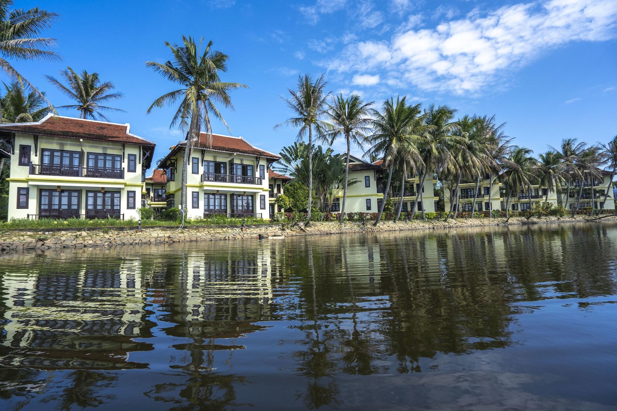 Hoi An Riverside Resort & Spa Luaran gambar